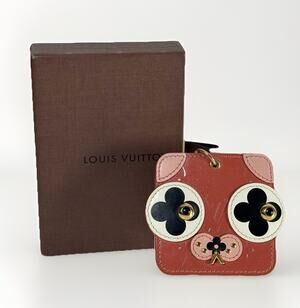Louis Vuitton Vernis Dog Face Charm Rare Collectible key chain pink 0023